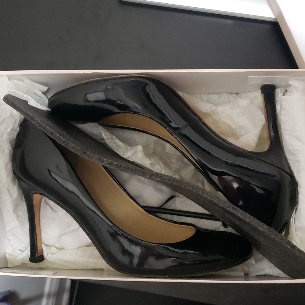 ***Black Patent Leather Pumps